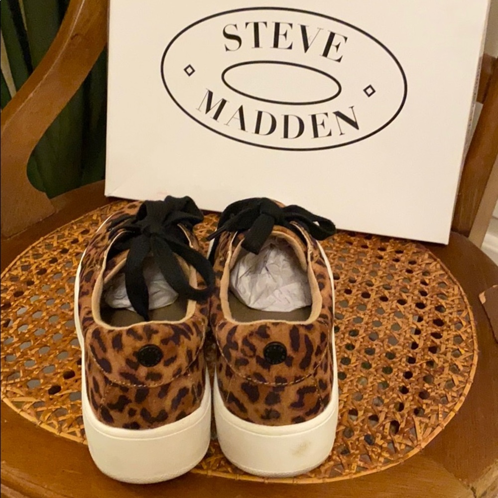 Leopard Platform Shoes - Picture 4 of 6